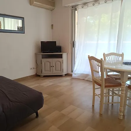 Confortable T2 Lejlighed Hyères